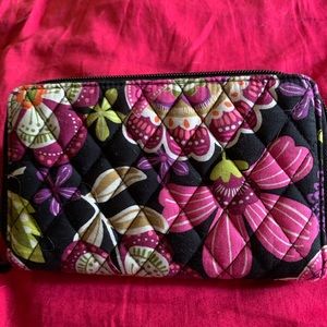 New with tags Vera Bradley wristlet